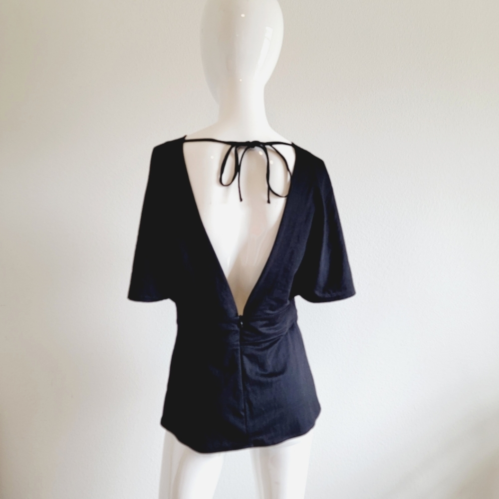 NWOT United Colors of Benetton Black Deep V Open Back Kimono Sleeve Top Sz M